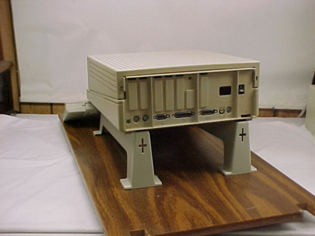apple iigs rear