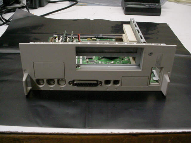 mb001